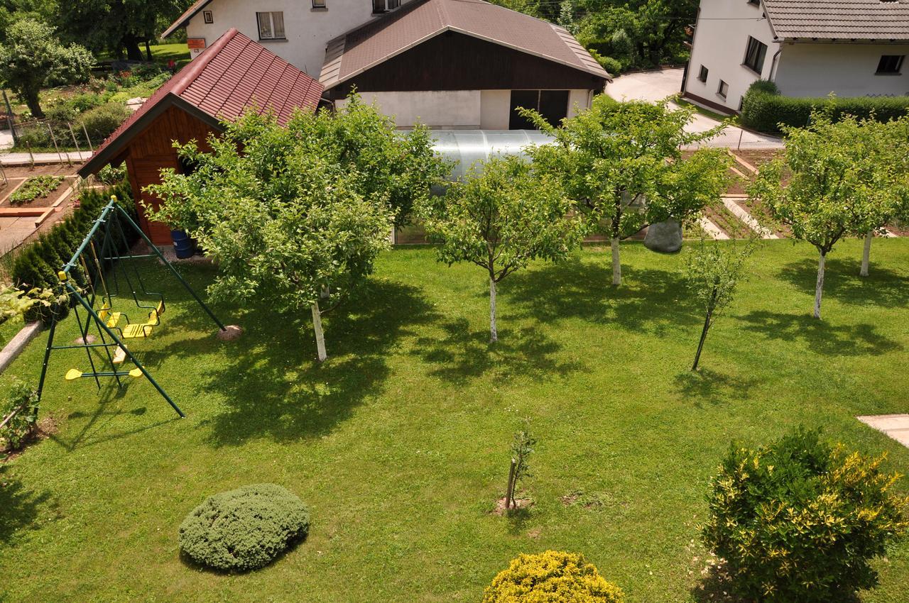 Rezidenca Ervin Hotel Jesenice Exterior photo